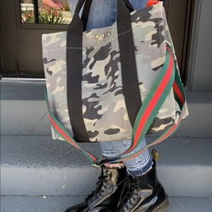 Camo canvas crossbody